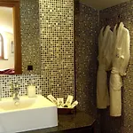 Luxury Stone Girona
